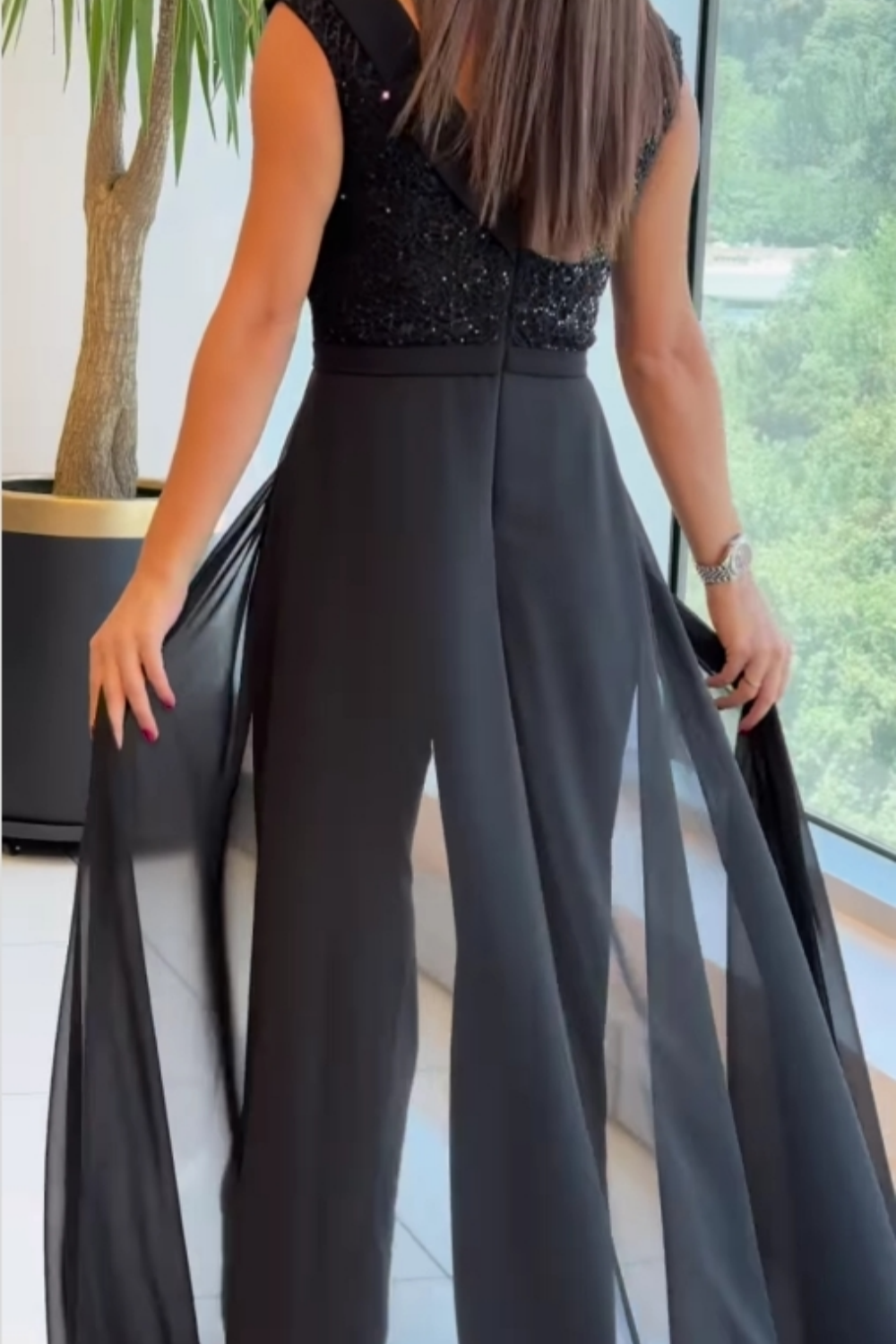 Avaria | Sleeveless Elegant Jumpsuit